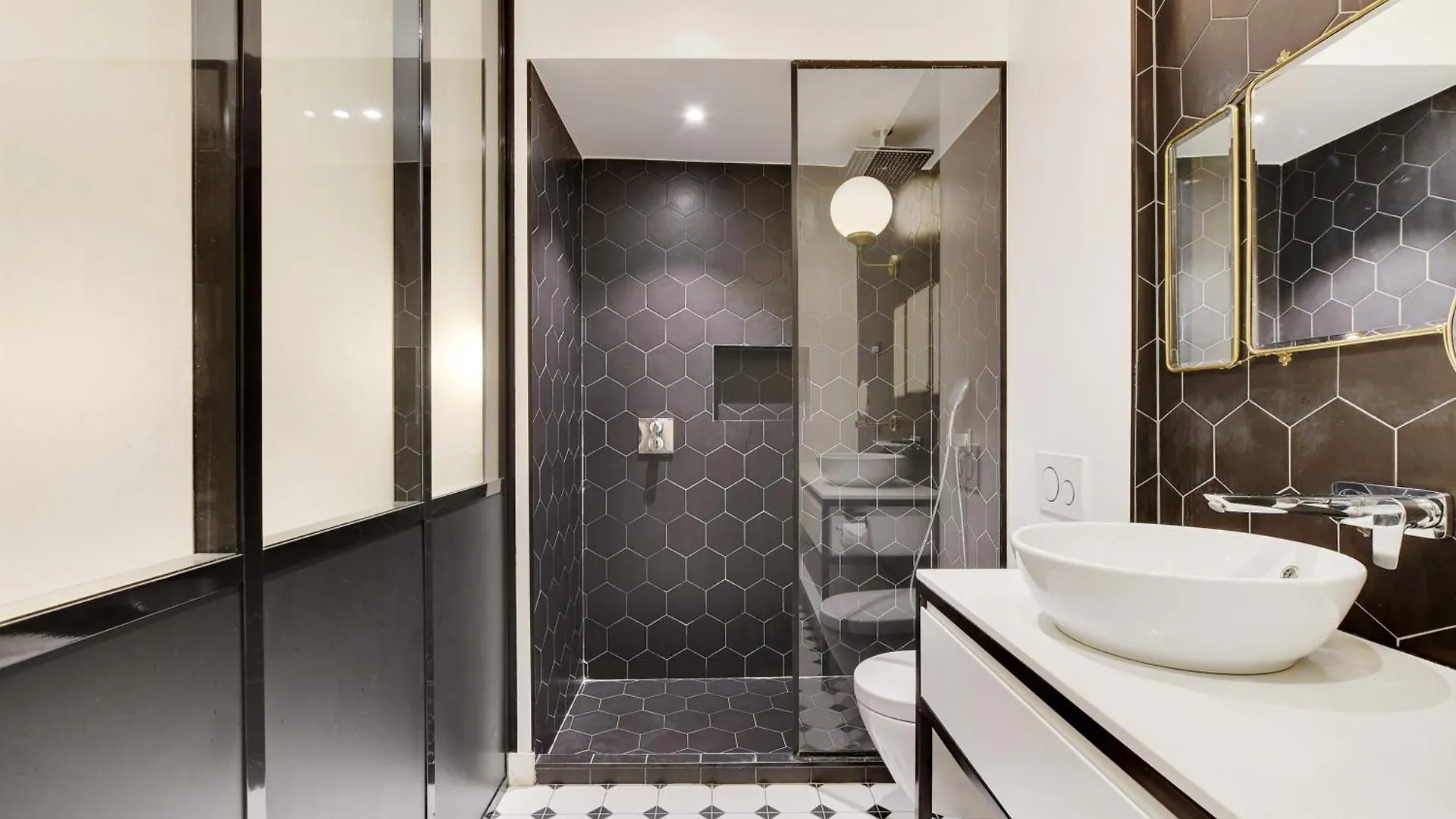 Sereners Apartments In Place Des Vosges - Rue De Birague Paris