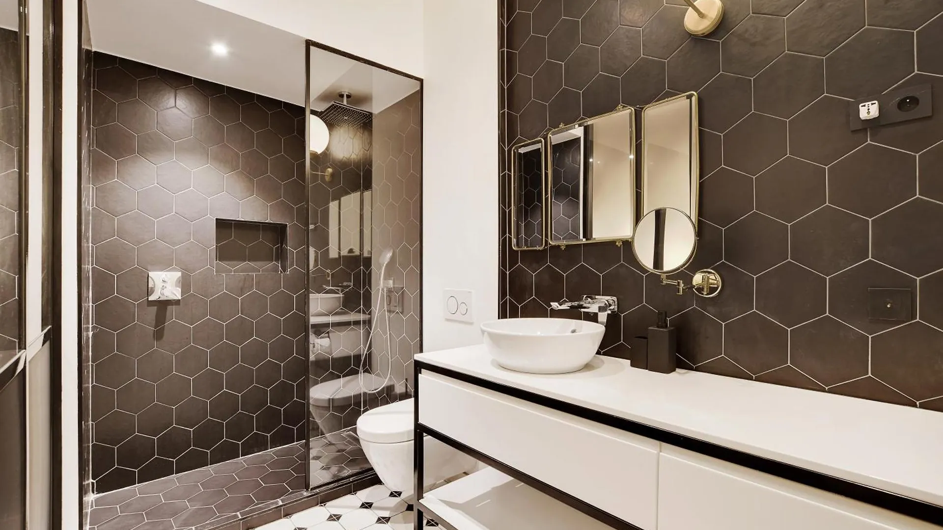 Sereners Apartments In Place Des Vosges - Rue De Birague Paris