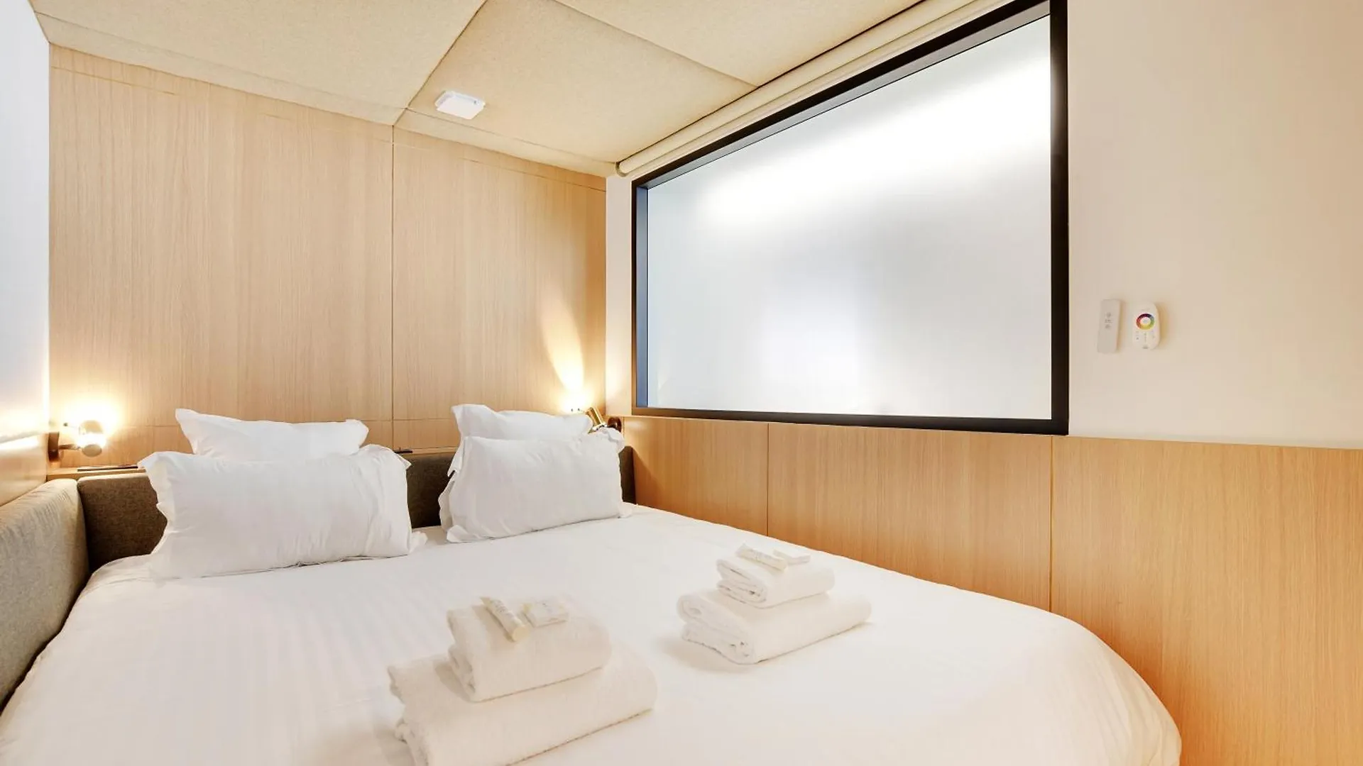 Sereners Apartments In Place Des Vosges - Rue De Birague Paris
