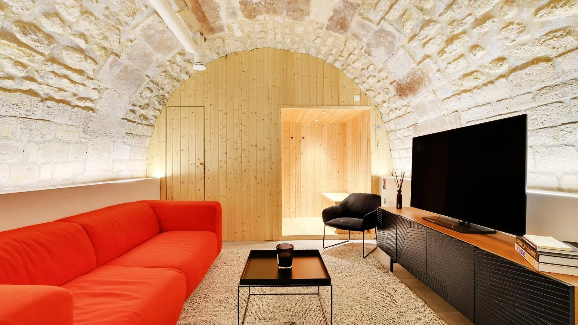 Sereners Apartments In Place Des Vosges - Rue De Birague Париж Франция