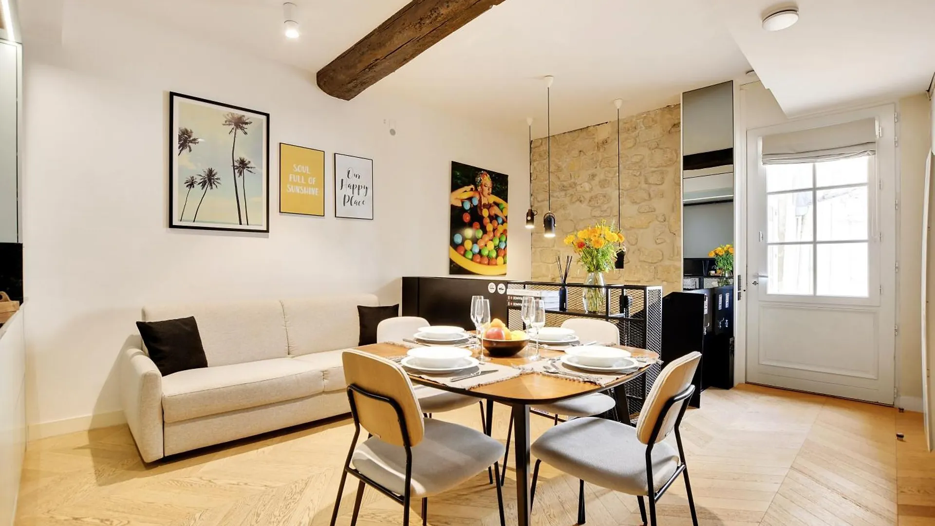 Sereners Apartments In Place Des Vosges - Rue De Birague Париж