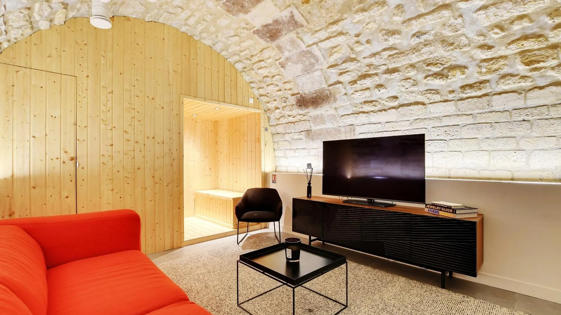 Sereners Apartments In Place Des Vosges - Rue De Birague Paris
